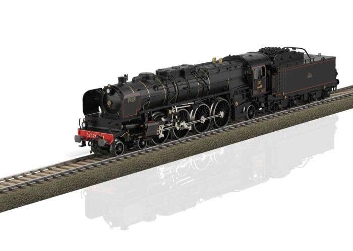 Class 13 4-8-2 - Sound and DCC -- French East Railroad EST EST 241 004 (Era II 1931, black, red), HO, Trix 25241