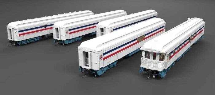 Heavyweight 5-Car Combine, 3 P70 Coach, Business Car Set - Ready to Run -- American Freedom Train (1947 Scheme, white, red, blue