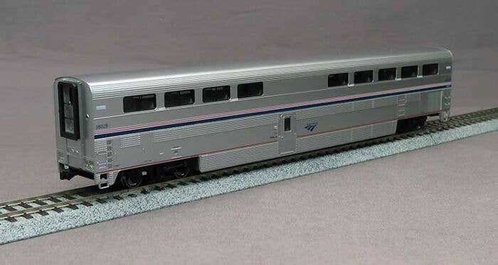 Superliner I Diner - Ready to Run -- Amtrak 38000 (Phase VI silver, blue, red), HO, Kato USA Inc 356075