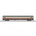 Type Apmz 121 1st Class Coach - 3-Rail - Ready to Run -- German Federal Railroad DB (Era IV 1980, red, beige, gray), HO, Marklin