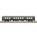 Type Bmh Halberstadt Center Entry Car - Ready to Run -- German State Railroad DR (Era IV 1980s, green, silver & green, brown), H