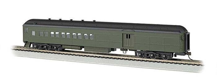 72′ Heavyweight Combine w/2-Window Door - Ready to Run -- Painted, Unlettered, (Pullman Green, black), HO, Bachmann Industries