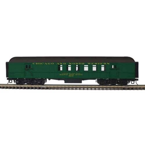 60′ Heavyweight Railway Post Office RPO - 2-Rail - Ready to Run - Trainman(R) -- Chicago & North Western (Pullman Green, black