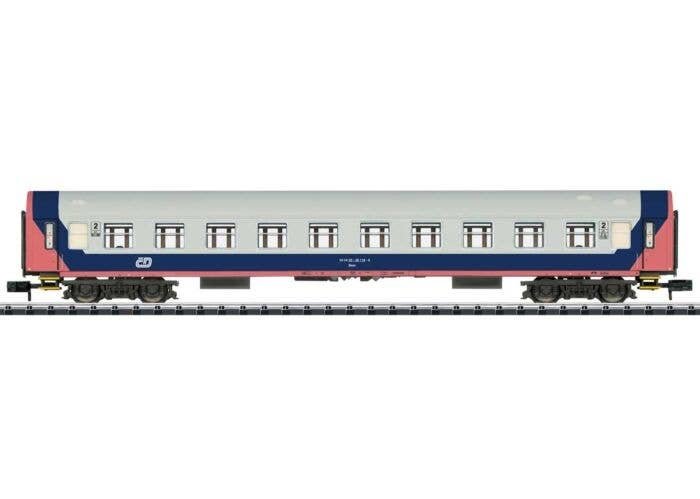 Type Y/B 2nd Class Coach - Ready to Run - Minitrix -- Czech Railroad CD (Era V 1968, white, blue, red), N, Trix 18438