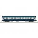 Type B9c9x 2nd Class Coach - Ready to Run - Minitrix -- French State Railroad SNCF (Era V, white, blue, green), N, Trix 18467