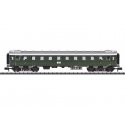 Type C4u-28 3rd Class D 96 Coach - Ready to Run - Minitrix -- German Federal Railroad DB (Era III 1952, green, gray), N, Trix 1
