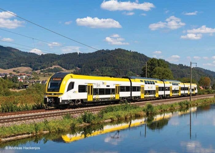 Siemens Desiro HC Class 1462/1862 4-Car Train - 3-Rail - Sound & Digital -- German Railroad DBAG (Era VI 2020, white, yellow, bl