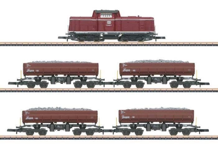 Era VI Construction Train-Only Set - Standard DC -- Westerwald Railroad Enthusiasts EFW Class 212 Diesel, 4 Dump Cars, Z, Markli