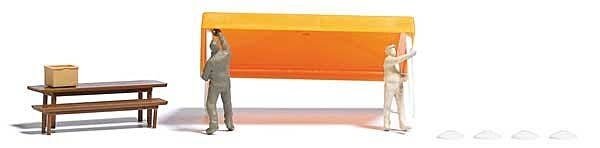 Building an Outdoor Market Stall Complete Miniature Scene -- 2 Figures, Table, Bench, Canopy, Crate, HO, Busch Gmbh & Co Kg 1821