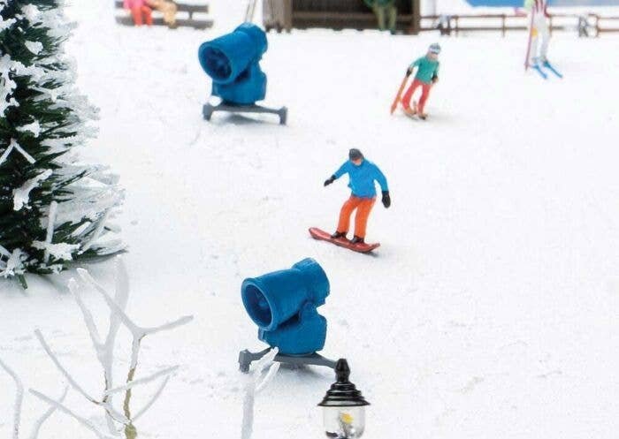 2 Snow-Making Cannons, HO, Faller Gmbh 180873