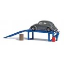 Complete Miniature Scene -- Oil Change Ramp, VW Old Beetle, Barrels, Figure, HO, Busch Gmbh & Co Kg 7829