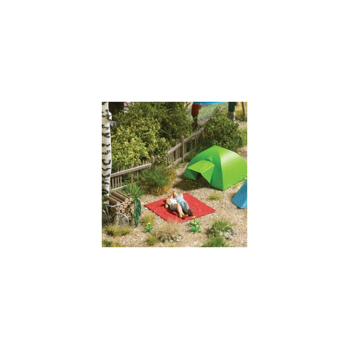 Romantic Camping - Action Set -- Tent, 2 Figures, 2 Bicycles, Blanket, Woodpile, Tent, HO, Busch Gmbh & Co Kg 79820